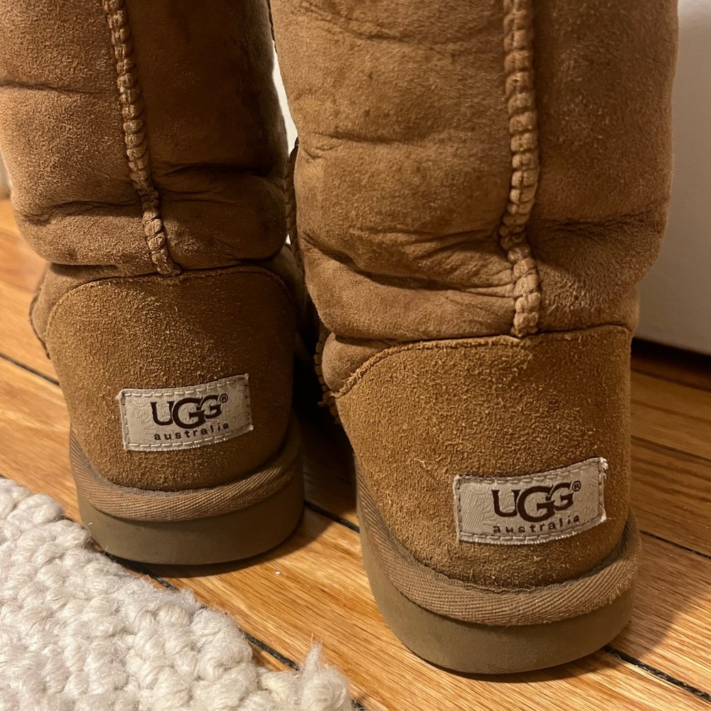 UGG Women’s Classic Tall II Boot in Chestnut - Picture 5 of 10